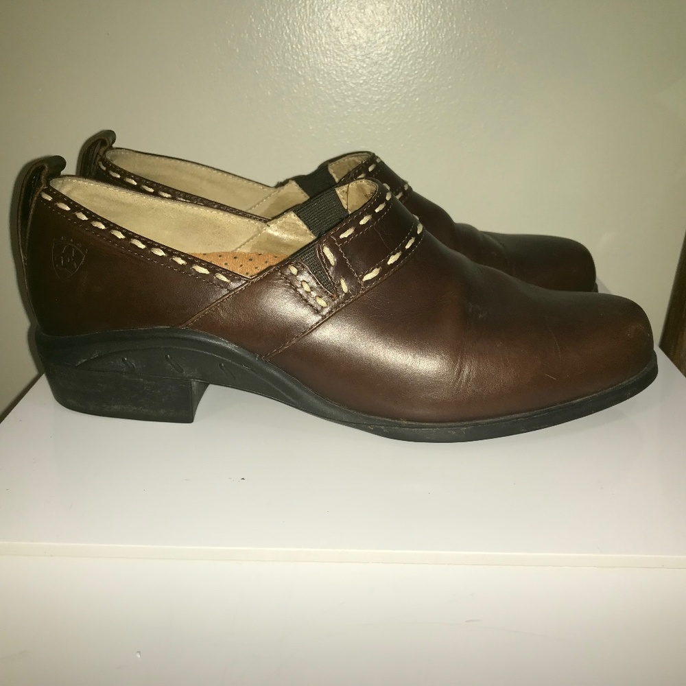 Ariat brown leather contrast stitching comfort clog shoe